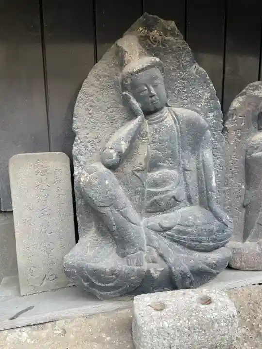 浄心寺の{uncategorized: "未分類", other: "その他", undefined: "問題あり", building: "その他建物", grave: "お墓", sacred_gate: "鳥居", guardian: "狛犬", statue: "像", buddha: "仏像", history: "歴史", nature: "自然", garden: "庭園", animal: "動物", pagoda: "塔", temizu: "手水舎", mountain_gate: "山門・神門", sanctuary: "本殿・本堂", subordinate: "末社・摂社", art: "芸術", scenery: "景色", jizo: "地蔵", ema: "絵馬", goshuin: "御朱印", omikuji: "おみくじ", items: "授与品その他", amulet: "お守り", goshuincho: "御朱印帳", eats: "食事", festival: "お祭り", votive_dance: "神楽", shichigosan: "七五三参", wedding: "結婚式", experience: "体験その他", initially: "初詣", around: "周辺", anti_infection: "感染症対策"}