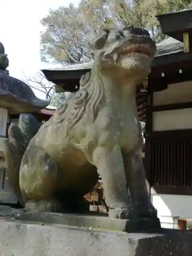 登渡神社の狛犬