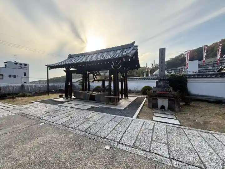 最上稲荷山妙教寺(岡山県)