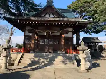 依知神社の本殿・本堂
