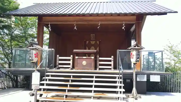 赤城神社の末社・摂社