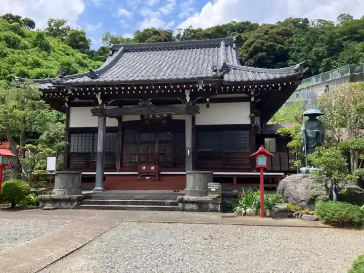 玉泉寺の本殿・本堂