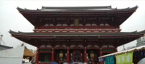 浅草寺の山門・神門