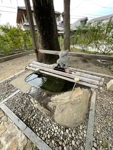 須賀神社の手水舎