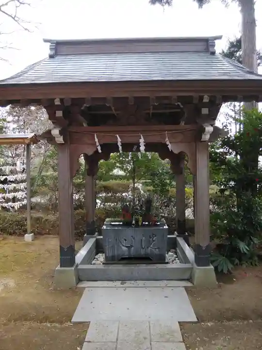 鏡石鹿嶋神社 *安産・開運・勝利の神さま*の手水舎