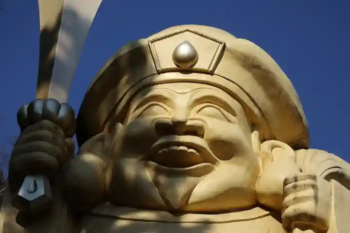 中之嶽神社の像