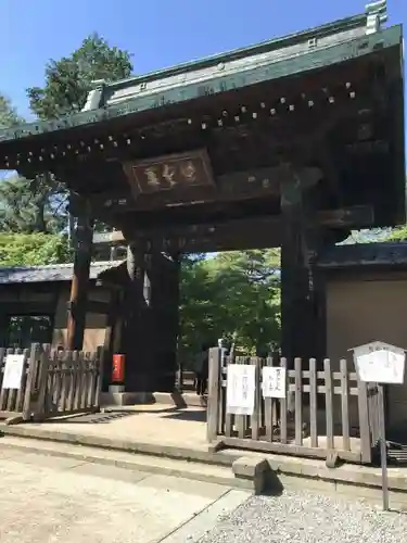 豪徳寺の山門・神門
