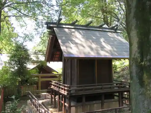 酒折宮の本殿・本堂