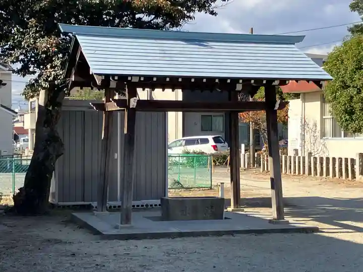 和爾良神社の手水舎