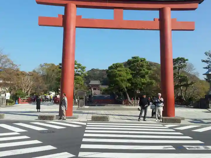鶴岡八幡宮の鳥居