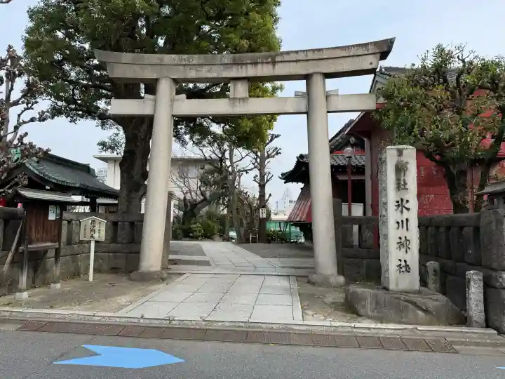 麻布氷川神社の{uncategorized: "未分類", other: "その他", undefined: "問題あり", building: "その他建物", grave: "お墓", sacred_gate: "鳥居", guardian: "狛犬", statue: "像", buddha: "仏像", history: "歴史", nature: "自然", garden: "庭園", animal: "動物", pagoda: "塔", temizu: "手水舎", mountain_gate: "山門・神門", sanctuary: "本殿・本堂", subordinate: "末社・摂社", art: "芸術", scenery: "景色", jizo: "地蔵", ema: "絵馬", goshuin: "御朱印", omikuji: "おみくじ", items: "授与品その他", amulet: "お守り", goshuincho: "御朱印帳", eats: "食事", festival: "お祭り", votive_dance: "神楽", shichigosan: "七五三参", wedding: "結婚式", experience: "体験その他", initially: "初詣", around: "周辺", anti_infection: "感染症対策"}