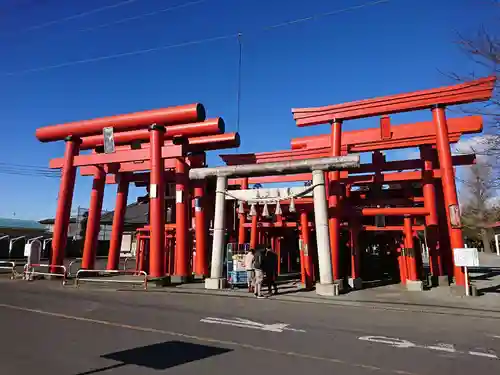 小泉稲荷神社の鳥居