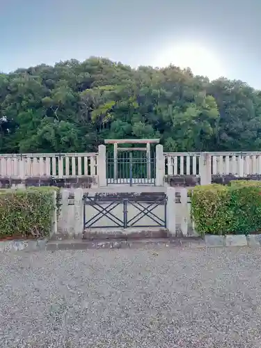 宣化天皇陵（身狹桃花鳥坂上陵）(奈良県)