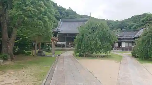 観音院の建物その他