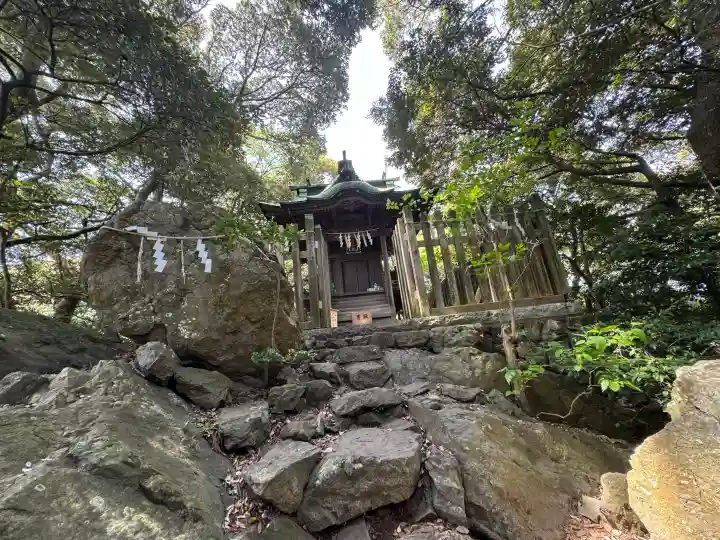 大甕神社の{uncategorized: "未分類", other: "その他", undefined: "問題あり", building: "その他建物", grave: "お墓", sacred_gate: "鳥居", guardian: "狛犬", statue: "像", buddha: "仏像", history: "歴史", nature: "自然", garden: "庭園", animal: "動物", pagoda: "塔", temizu: "手水舎", mountain_gate: "山門・神門", sanctuary: "本殿・本堂", subordinate: "末社・摂社", art: "芸術", scenery: "景色", jizo: "地蔵", ema: "絵馬", goshuin: "御朱印", omikuji: "おみくじ", items: "授与品その他", amulet: "お守り", goshuincho: "御朱印帳", eats: "食事", festival: "お祭り", votive_dance: "神楽", shichigosan: "七五三参", wedding: "結婚式", experience: "体験その他", initially: "初詣", around: "周辺", anti_infection: "感染症対策"}