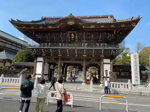 成田山新勝寺の山門