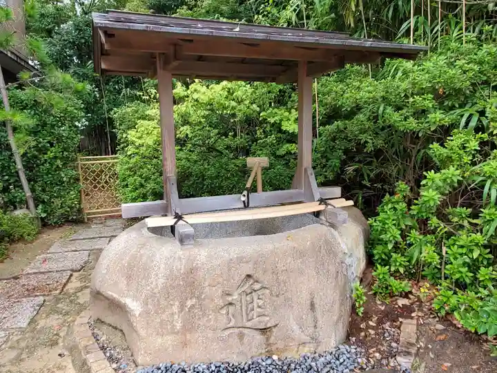 七宮神社の手水舎