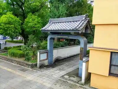 寿琳寺の山門・神門