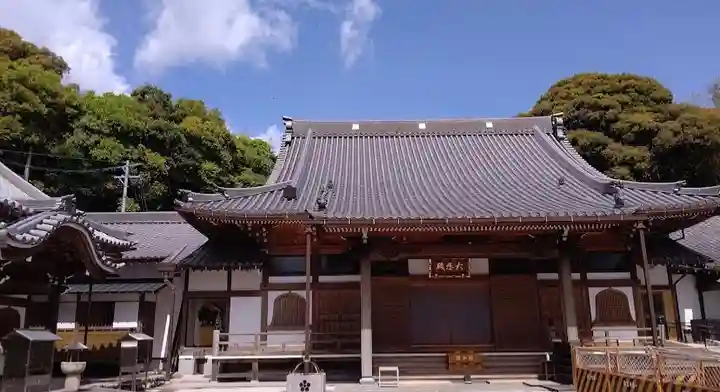 洞雲院の本殿・本堂