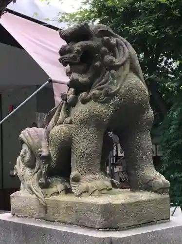 鳩森八幡神社の狛犬