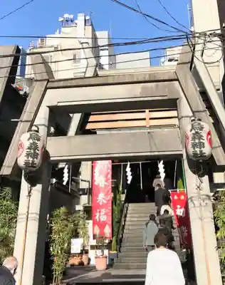 烏森神社の鳥居