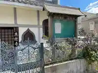 応誓寺の本殿・本堂