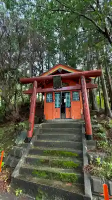 正一位 若草稲荷神社の鳥居