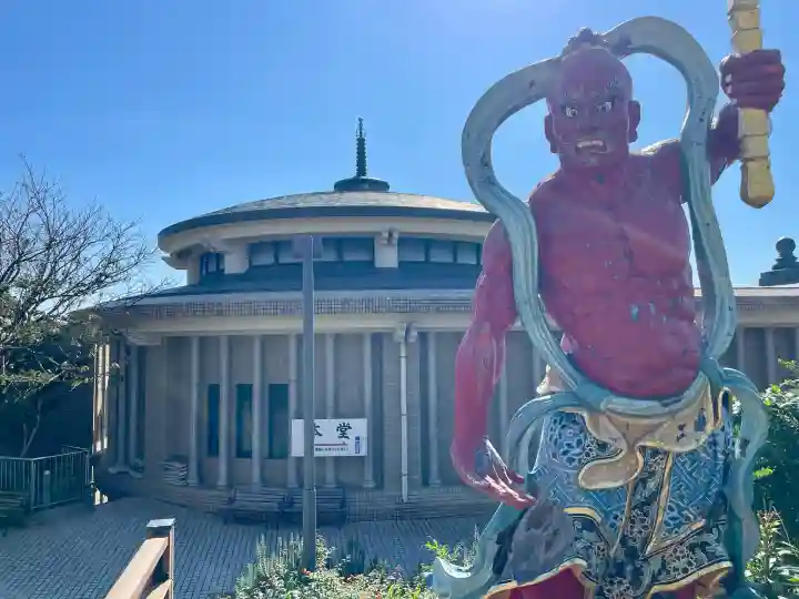 最福寺別院江の島大師の像