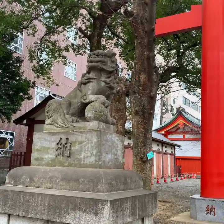花園神社の狛犬