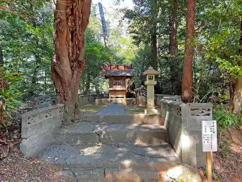 鎌田神明宮の末社