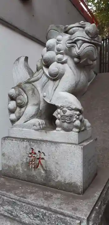 自由が丘熊野神社の狛犬