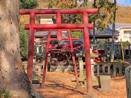 大井俣窪八幡神社の末社