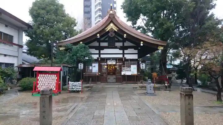 三輪神社の本殿・本堂