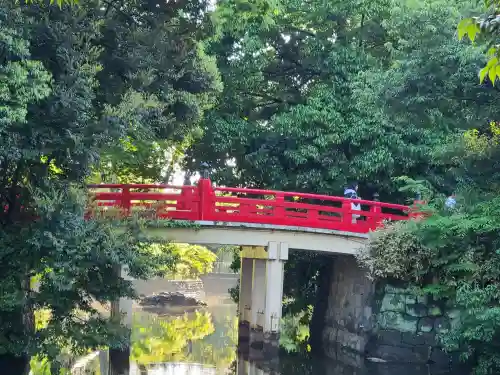 武蔵一宮氷川神社の{uncategorized: "未分類", other: "その他", undefined: "問題あり", building: "その他建物", grave: "お墓", sacred_gate: "鳥居", guardian: "狛犬", statue: "像", buddha: "仏像", history: "歴史", nature: "自然", garden: "庭園", animal: "動物", pagoda: "塔", temizu: "手水舎", mountain_gate: "山門・神門", sanctuary: "本殿・本堂", subordinate: "末社・摂社", art: "芸術", scenery: "景色", jizo: "地蔵", ema: "絵馬", goshuin: "御朱印", omikuji: "おみくじ", items: "授与品その他", amulet: "お守り", goshuincho: "御朱印帳", eats: "食事", festival: "お祭り", votive_dance: "神楽", shichigosan: "七五三参", wedding: "結婚式", experience: "体験その他", initially: "初詣", around: "周辺", anti_infection: "感染症対策"}