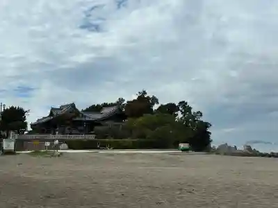 森戸大明神（森戸神社）の{uncategorized: "未分類", other: "その他", undefined: "問題あり", building: "その他建物", grave: "お墓", sacred_gate: "鳥居", guardian: "狛犬", statue: "像", buddha: "仏像", history: "歴史", nature: "自然", garden: "庭園", animal: "動物", pagoda: "塔", temizu: "手水舎", mountain_gate: "山門・神門", sanctuary: "本殿・本堂", subordinate: "末社・摂社", art: "芸術", scenery: "景色", jizo: "地蔵", ema: "絵馬", goshuin: "御朱印", omikuji: "おみくじ", items: "授与品その他", amulet: "お守り", goshuincho: "御朱印帳", eats: "食事", festival: "お祭り", votive_dance: "神楽", shichigosan: "七五三参", wedding: "結婚式", experience: "体験その他", initially: "初詣", around: "周辺", anti_infection: "感染症対策"}