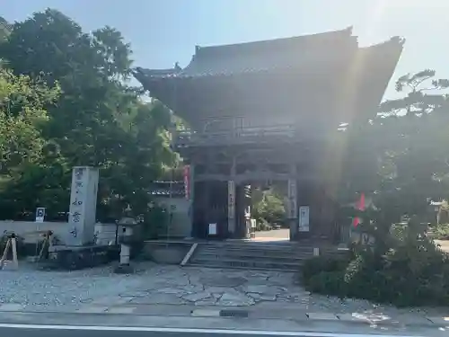 如意寺の山門・神門
