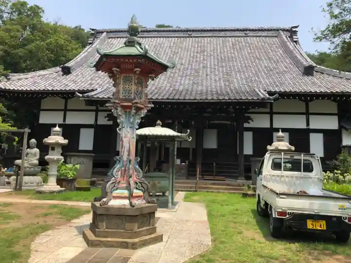 金蔵寺の本殿・本堂