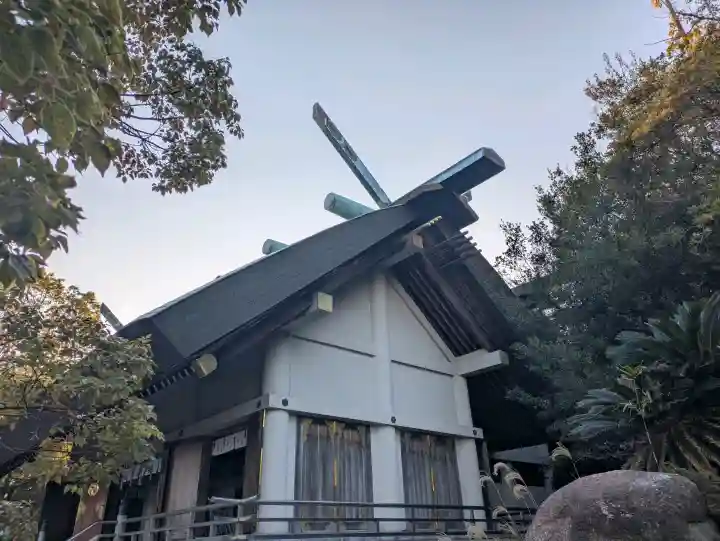 宇夫階神社の{uncategorized: "未分類", other: "その他", undefined: "問題あり", building: "その他建物", grave: "お墓", sacred_gate: "鳥居", guardian: "狛犬", statue: "像", buddha: "仏像", history: "歴史", nature: "自然", garden: "庭園", animal: "動物", pagoda: "塔", temizu: "手水舎", mountain_gate: "山門・神門", sanctuary: "本殿・本堂", subordinate: "末社・摂社", art: "芸術", scenery: "景色", jizo: "地蔵", ema: "絵馬", goshuin: "御朱印", omikuji: "おみくじ", items: "授与品その他", amulet: "お守り", goshuincho: "御朱印帳", eats: "食事", festival: "お祭り", votive_dance: "神楽", shichigosan: "七五三参", wedding: "結婚式", experience: "体験その他", initially: "初詣", around: "周辺", anti_infection: "感染症対策"}