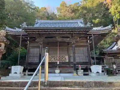 高蔵寺の本殿・本堂