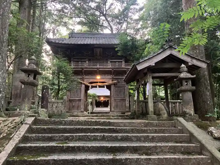 三島神社(藤縄森三島神社)の山門・神門