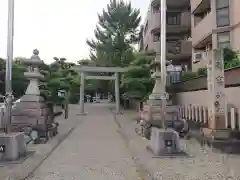 雨宮社の建物その他