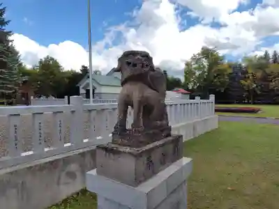 美瑛神社の狛犬