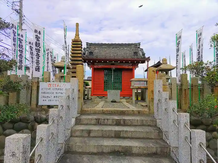 自性院の末社・摂社