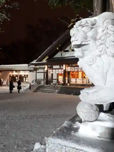 新琴似神社の狛犬