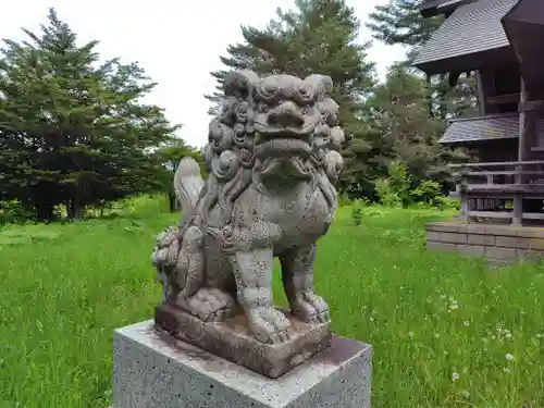 南富良野神社の狛犬