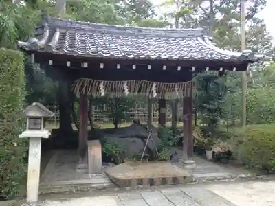 敷地神社（わら天神宮）の手水舎