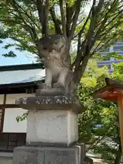 四柱神社の狛犬