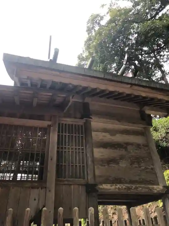 毛津神社の本殿・本堂