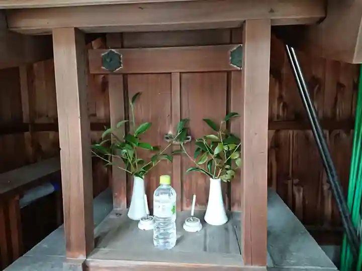 若宮八幡宮の本殿・本堂