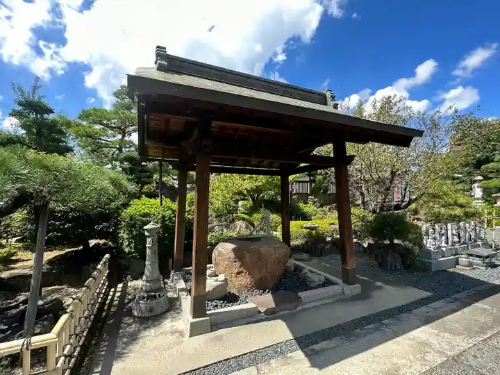 寳藏院の手水舎